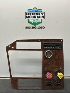 International 9400i Dashboard Assembly