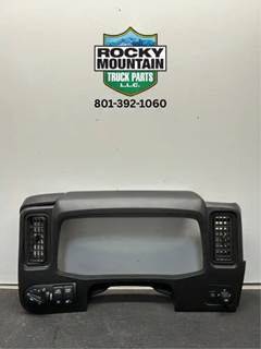 International LT625 Dashboard Assembly