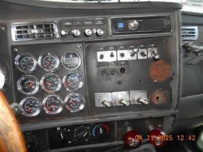 Kenworth W900 Dashboard Assembly