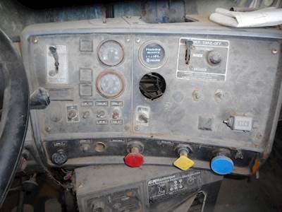 Mack DM688S Dashboard Assembly