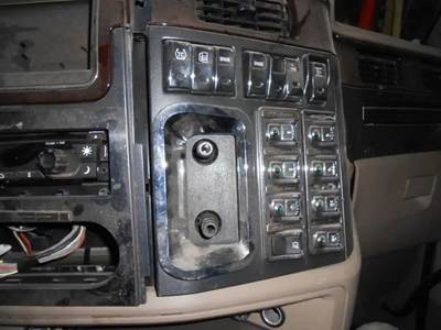 Peterbilt 589 Dashboard Assembly for a 2018 Peterbilt 579