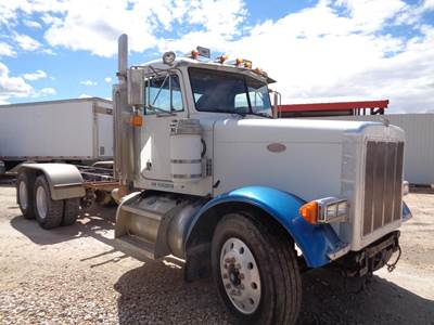 Peterbilt 379 Day Cab Truck - Caterpillar, 13 Speed Manual