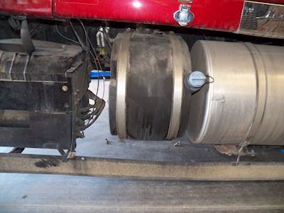 Kenworth T700 DEF Tank