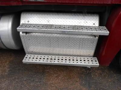 Freightliner Cascadia DPF Filter