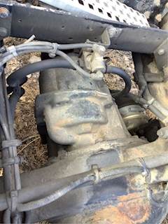 Dana-Spicer D40 Front Differential for a 2000 Volvo VNL64T660