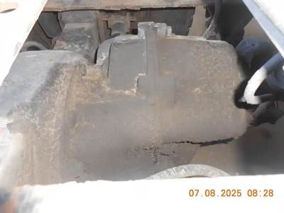 Dana-Spicer DS404 Front Differential for a 2000 Freightliner Century Class