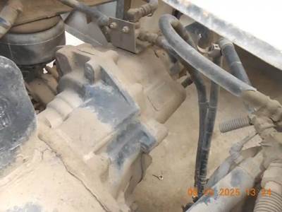 Dana-Spicer DSP40 Front Differential for a 2013 Kenworth T800