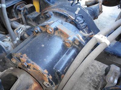 Dana-Spicer RS404 Front Differential for a 2005 Freightliner Century Class ST120