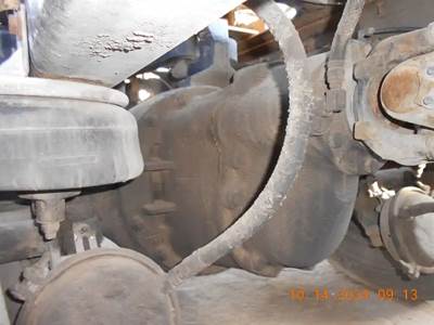Dana-Spicer RS404 Front Differential for a 1999 Kenworth T2000