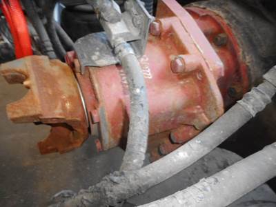 Dana-Spicer RSP40 Front Differential for a 2002 Kenworth W900