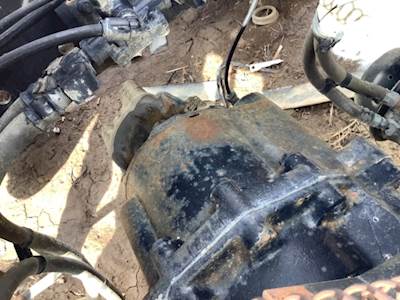 Eaton DS404 Front Differential for a 2004 Volvo VNM