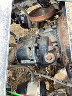 Eaton DS405 Front Differential for a 2004 International 8600