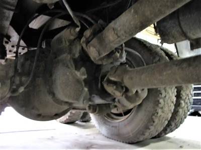 Eaton DS461 Front Differential for a 1989 Volvowhitegmc WG