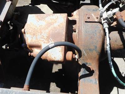 Meritor-Rockwell 20-145 Front Differential for a 1989 Ford L9000