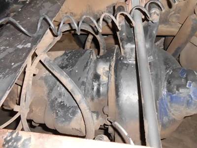 Meritor-Rockwell 20-145 Front Differential for a 1999 Volvo VNL64T