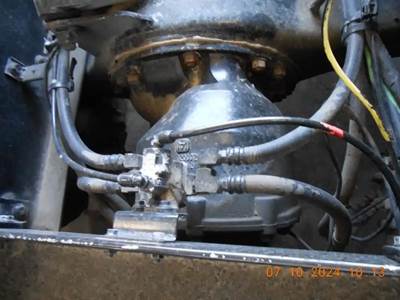 Meritor-Rockwell MD20143 Front Differential for a 2011 Volvo VNL