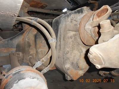 Meritor-Rockwell MD20143 Front Differential for a 2014 Freightliner Cascadia