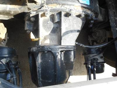 Meritor-Rockwell Front Differential for a 2017 Peterbilt 579