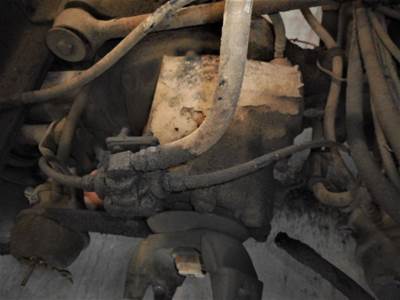 Meritor-Rockwell RD/RP23160 Front Differential for a 1998 International 2674