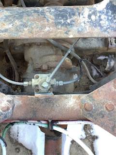 Meritor-Rockwell SL100 Front Differential for a 1993 Freightliner FLD120