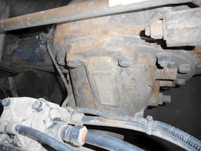 Dana DSP40 Rear Differential for a 2005 Kenworth W900B