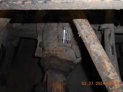 Dana DSP40 Rear Differential for a 2003 Kenworth T600