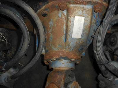 Dana RS404 Rear Differential for a 2000 Freightliner FLD