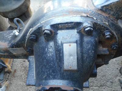 Dana RS404 Rear Differential for a 2005 Freightliner Century Class ST120