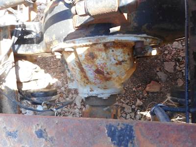 Dana RS404 Rear Differential for a 1999 Volvo VNL