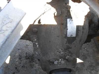 Dana RS404 Rear Differential for a 1998 Kenworth W900