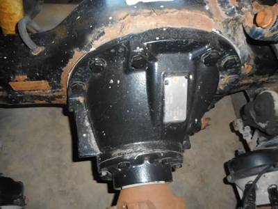 Dana RSP 40 Rear Differential for a 2009 Peterbilt 387