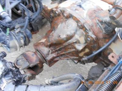 Detroit Rear Differential for a 2015 Freightliner M2106
