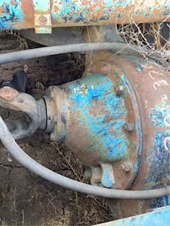 Eaton RS381 Rear Differential for a 1985 Freightliner FLT866