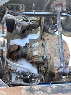 Eaton RS404 Rear Differential for a 2005 Freightliner COLUMBIA