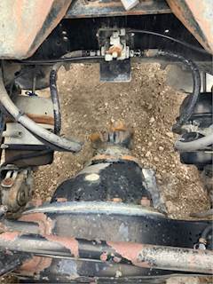 Eaton RS404 Rear Differential for a 1999 Freightliner C120