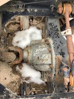 Eaton RS404 Rear Differential for a 1996 Volvo WIA64TTES