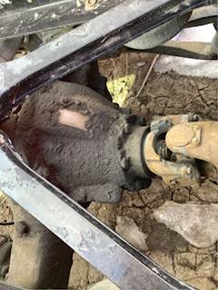 Eaton RS404 Rear Differential for a 1997 Kenworth T2000