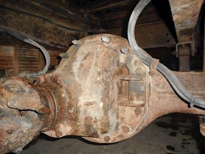 Eaton RS404 Rear Differential for a 1999 GMC C6500