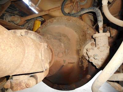 Eaton RT461 Rear Differential for a 1997 Peterbilt 378