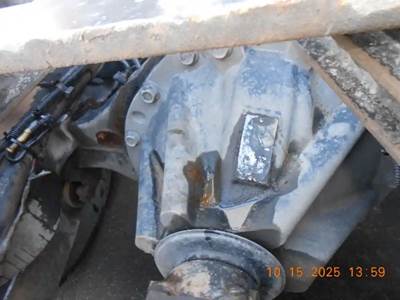 Eaton S23-170 Rear Differential for a 2018 Kenworth T880