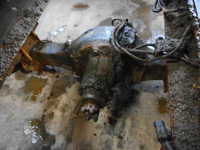 Meritor-Rockwell 19145 Rear Differential for a 2000 Ford F-650