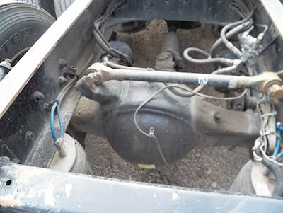 Meritor-Rockwell 20-145 Rear Differential for a 2000 Freightliner CLASSIC XL