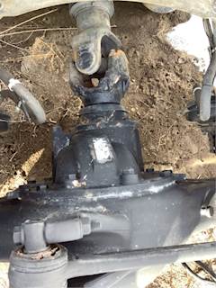 Meritor-Rockwell 20-145 Rear Differential for a 2001 Volvo VNL64T