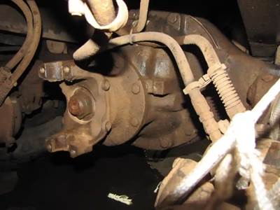 Meritor-Rockwell 20-145 Rear Differential for a 1996 Volvo WIA AREO SERIES