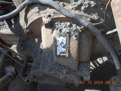 Meritor-Rockwell 20-145 Rear Differential for a 1998 Sterling 9500 SERIES