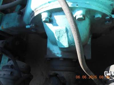 Meritor-Rockwell 20-145 Rear Differential for a 1998 Freightliner FLD