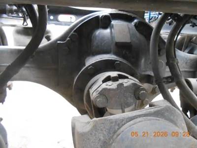 Meritor-Rockwell 20-145 Rear Differential for a 2006 Volvo VNL