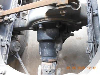 Meritor-Rockwell MD20143 Rear Differential for a 2015 Volvo VN