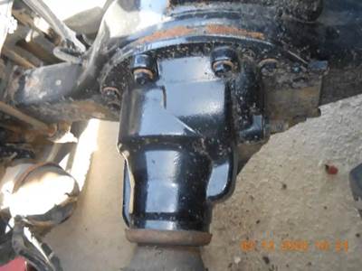 Meritor-Rockwell MD20143 Rear Differential for a 2016 Mack CXU613