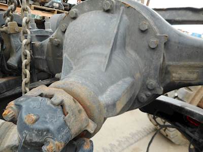 Meritor-Rockwell MT40143 Rear Differential for a 2017 Volvo VNL 780